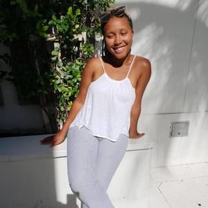 Meet your Posher, Gabrielle